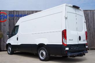 Iveco Daily 35S13 2.3 HPi L2H2 Hi-Matic Airco Navi Trekhaak 93KW picture 2