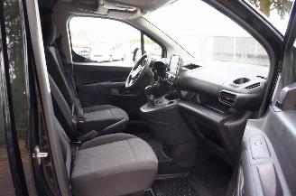 Opel Combo 1.5 D Edition Airco Navi Cruise Apple Carplay Trekhaak 56KW Euro 6 picture 11