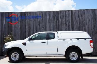 Vaurioauto  passenger cars Ford Ranger 2.2 TDCi XL SuperCab 4X4 Airco Trekhaak 110KW Euro 5 2014/7