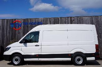 krockskadad bil auto Volkswagen Crafter 2.0 TDi L3H3 Airco Navi Cruise Apple Carplay 130KW Euro 6 2018/3