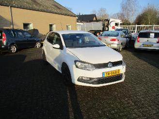 uszkodzony samochody osobowe Volkswagen Polo 1.2 TSI Comfortline Business R Line REST BPM €500,- !! 2017/6