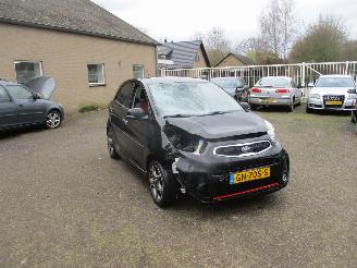 Coche accidentado Kia Picanto 1.2 CVVT SportsLine GT-Line REST BPM €350,- 2015/7