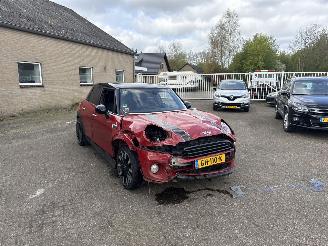 Schadeauto Mini Cooper 1.5 Cooper Chili Bns 2015/5