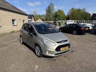 Avarii autoturisme Ford B-Max 1.6 TI-VCT Titanium REST BPM €700,-!!! 2013/2