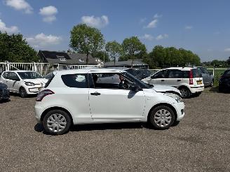 Suzuki Swift 1.2 Base picture 8
