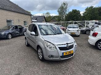 Schadeauto Opel Agila 1.0 Enjoy 2009/7