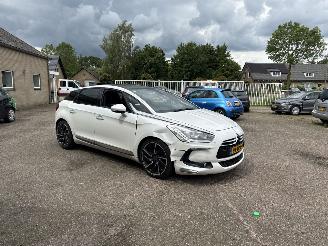 skadebil auto Citroën DS5 2.0 HDi Sport Chic REST BPM €700,-!!! 2012/3