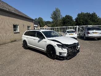 skadebil auto Volkswagen Passat 1.4 TSI GTE REST BPM €300,-!!! 2018/2
