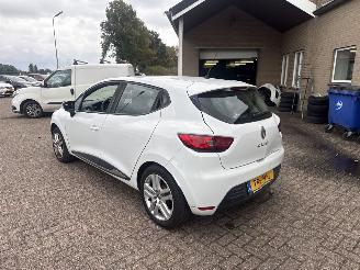 Renault Clio 0.9 TCe Zen REST BPM €400,-!!! picture 5