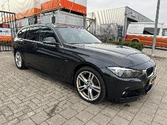Vaurioauto  passenger cars BMW 3-serie 318i M Sport Corporate Lease 2019/12