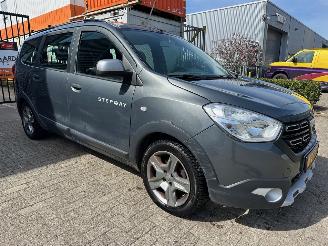 Avarii autoturisme Dacia Lodgy 1.2 TCe Série Limitée Stepway 5p. 2018/4