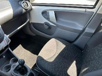 Peugeot 107 1.0-12V XS picture 13