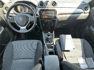 Suzuki Vitara 1.4 Boosterjet Select Smart Hybrid picture 18