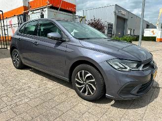 Schadeauto Volkswagen Polo 1.0 TSI Life 2022/5