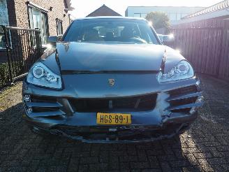 Porsche Cayenne 4.8 S picture 2