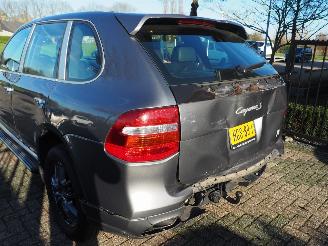 Porsche Cayenne 4.8 S picture 19