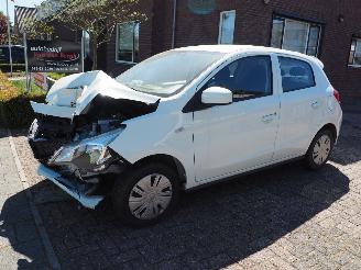 uszkodzony samochody osobowe Mitsubishi Space-star 1.2 Connect+ 2023/10