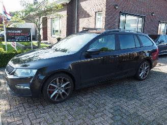 Voiture accidenté Skoda Octavia 2.0 Tdi RS Motorschade 2015/2