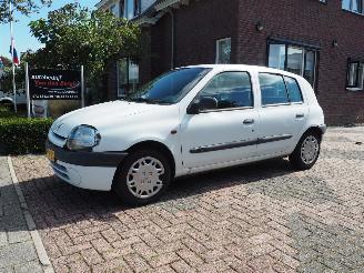 Avarii autoturisme Renault Clio 1.2 MTV 2000/2