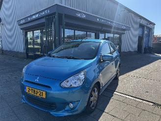 Coche accidentado Mitsubishi Space-star 1.0 AIRCO 5-DEURS 2014/1