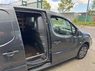 Peugeot Partner 1.6 HDI PREMIUM PACK AIRCO AUTOMAAT picture 21