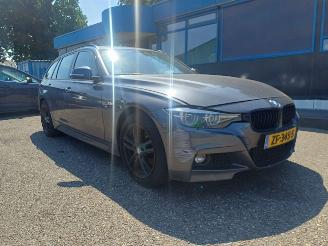 skadebil auto BMW 3-serie Touring 318i M Sport Corporate Lease 2019/5