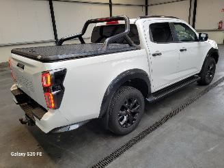 Isuzu D-Max 1.9d 120-KW Automaat 4-WD Dubbel-Cabine picture 2