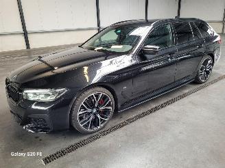 Auto incidentate BMW 5-serie 520d Touring 140-KW Automaat X-Drive M-SPORT 2021/3
