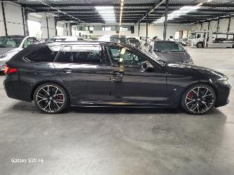 BMW 5-serie 520d Touring 140-KW Automaat X-Drive M-SPORT picture 6