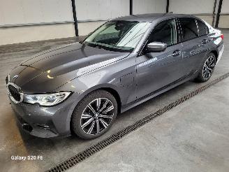 BMW 3-serie 330e Limo 215-KW Automaat High-Executive 2019/10