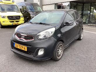 krockskadad bil auto Kia Picanto  2012/5