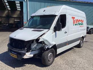 Schadeauto Mercedes Sprinter 316 CDI 2015/6