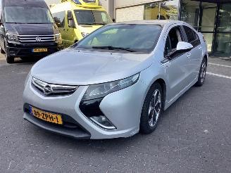 Coche accidentado Opel Ampera 1.4 2013/1