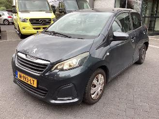 krockskadad bil auto Peugeot 108  2014/11