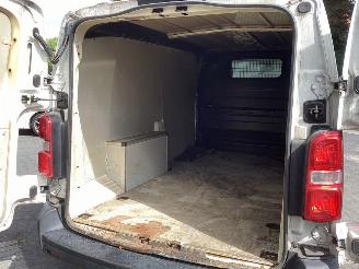 Opel Vivaro 20 CDTI picture 12