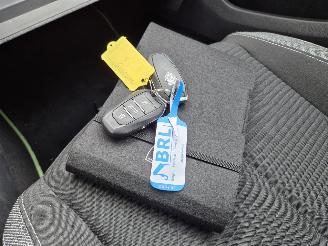 Peugeot 308 1.2 Puretech Active Pack Business picture 17