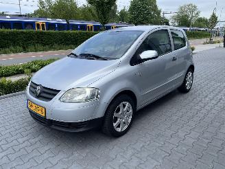 Unfallwagen Volkswagen Fox 1.2 Trendline Airco    KM 111479 2009/9