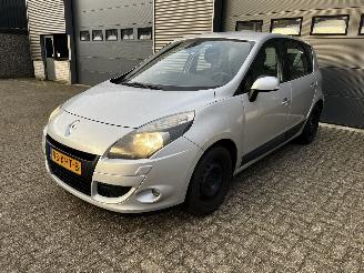 škoda osobní automobily Renault Scenic 1.4 TCe CLIMA / CRUISE / NAVI / NIEUWE APK 2009/11