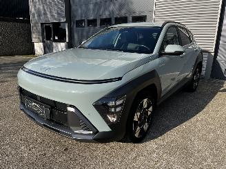 Voiture accidenté Hyundai Kona 1.0 T-GDI CAMERA / NAVI / CRUISE / PDC 2023/11