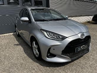 Toyota Yaris VVT-I AIRCO / CRUISE / NAVI / CAMERA / STOELVERW picture 3