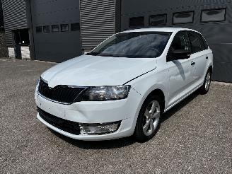 skadebil auto Skoda Rapid 1.2TSI 2015/6