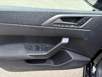 Volkswagen Polo 1.0TSI CRUISE / NAVI / 44000KM / NAP picture 16