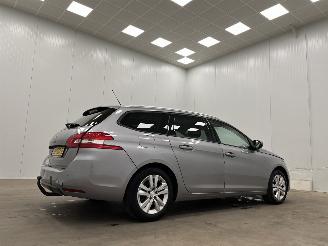 Peugeot 308 SW 1.2 PureTech Executive Panoramadak Navi Clima picture 2