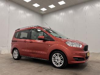 krockskadad bil auto Ford Tourneo Courier 1.0 Titanium Navi Airco 2014/7