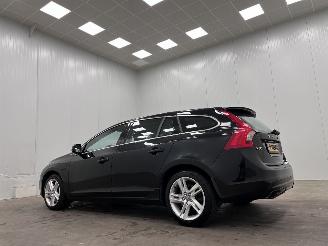 Volvo V-60 2.4 D6 AWD Plug-In Hybrid Summum Navi Clima picture 3