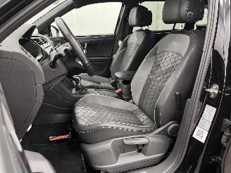Volkswagen Tiguan 1.5 TSI DSG R-Line Business Navi Clima picture 8