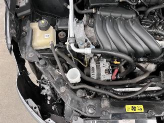 Nissan Qashqai +2 1.6i Edition Panoramadak Navi Clima picture 17