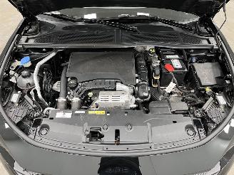 Peugeot 408 1.2 Autom. Allure Pack Navi Clima picture 15