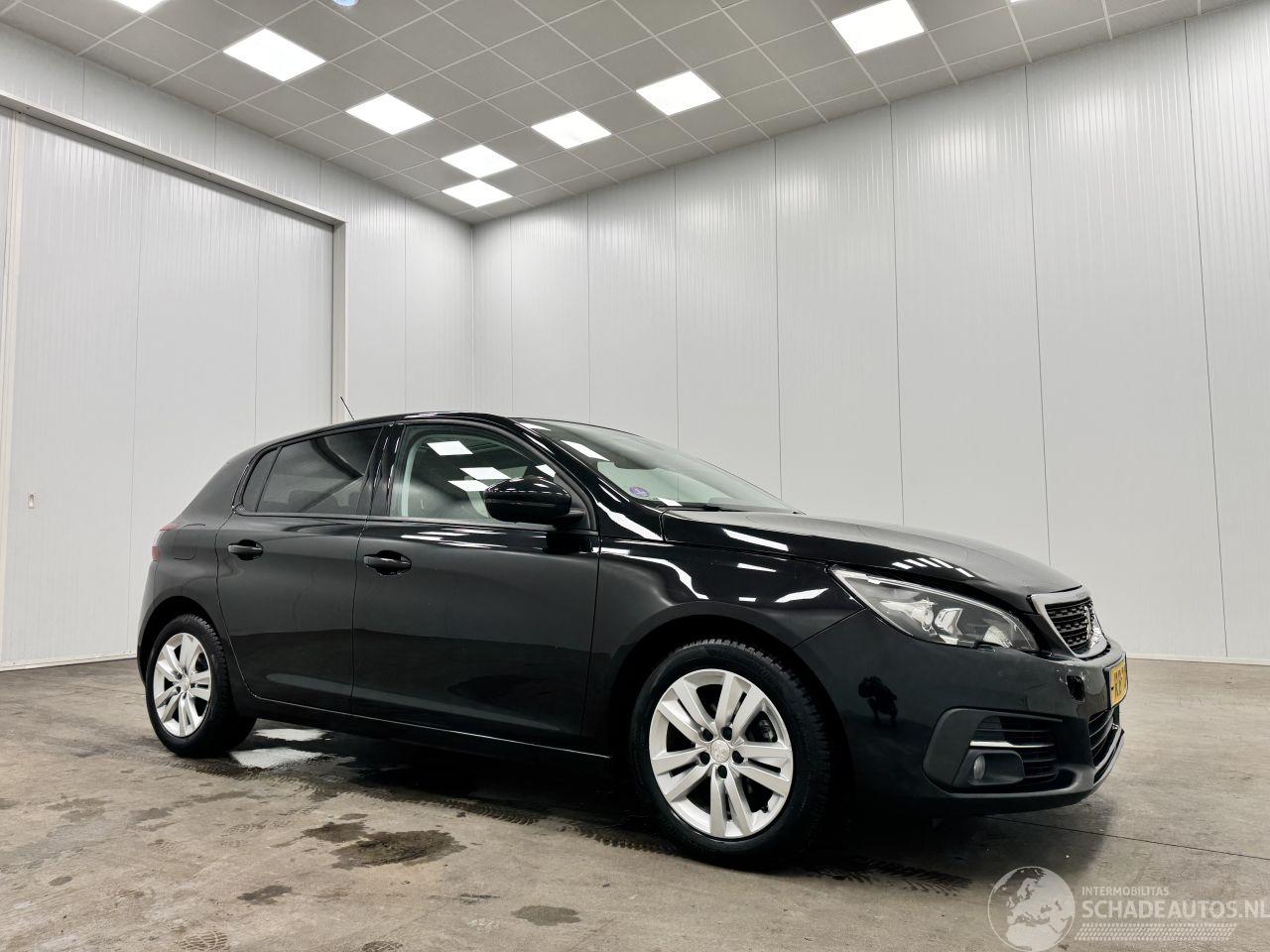 Peugeot 308 1.2 Executive Panoramadak Navi Clima