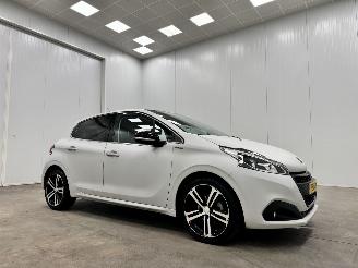 Schadeauto Peugeot 208 1.2 GT-line Panoramadak Navi Clima 2017/5